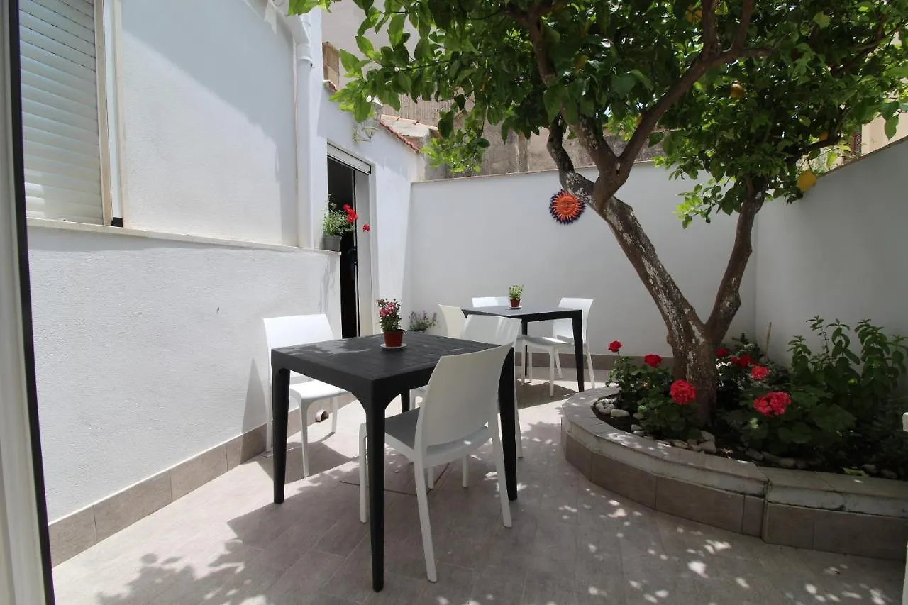 Bed & Breakfast Val Di Erice Valderice